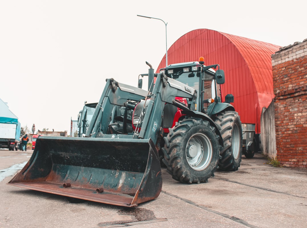 VALTRA A92-95